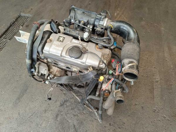 MOTEUR CITROEN/PEUGEOT 206 1.1 ESSENCE HFX - Vue 1